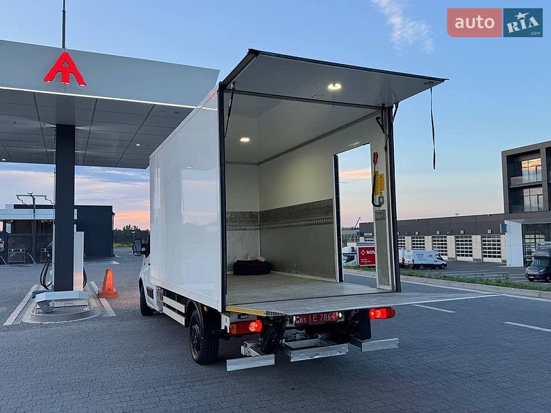 Грузовой фургон Renault Master 2019 в Львове
