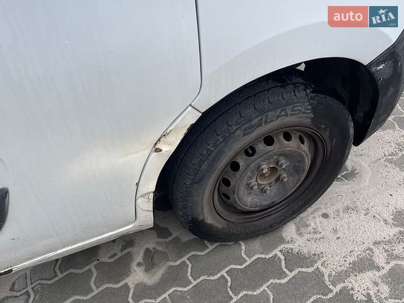 Грузовой фургон Renault Master 2016 в Львове