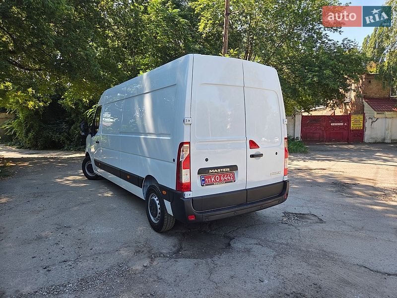 Вантажний фургон Renault Master 2021 в Дніпрі