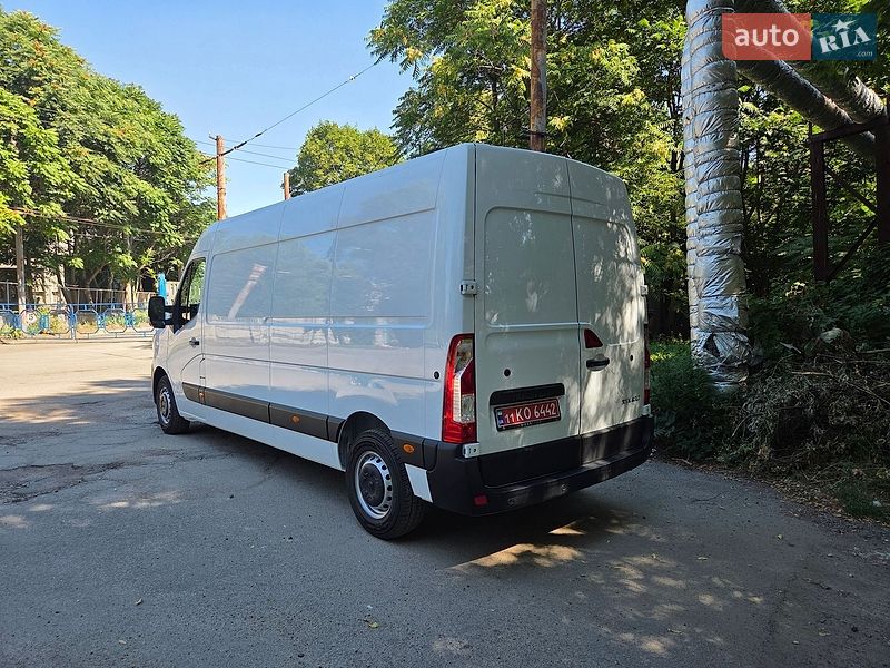 Вантажний фургон Renault Master 2021 в Дніпрі