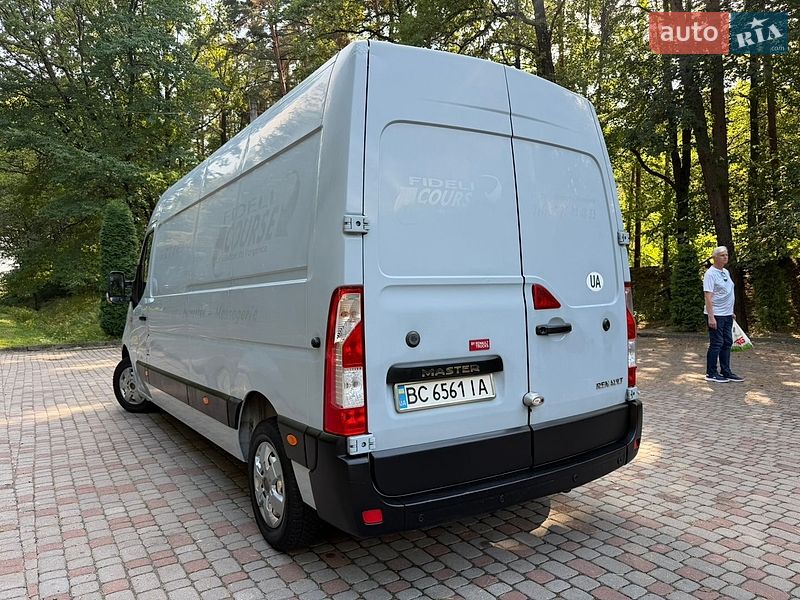 Микроавтобус грузовой (до 3,5т) Renault Master 2015 в Дрогобыче