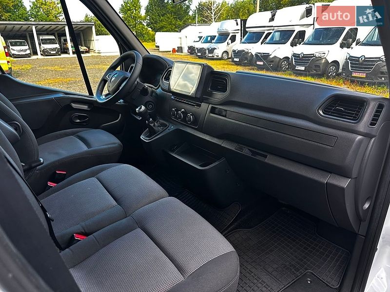 Грузовой фургон Renault Master 2022 в Киеве