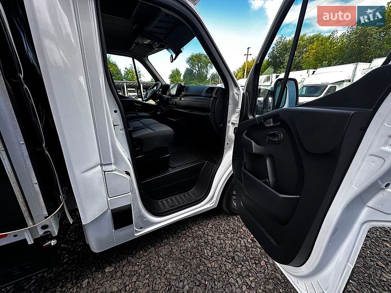 Грузовой фургон Renault Master 2022 в Киеве