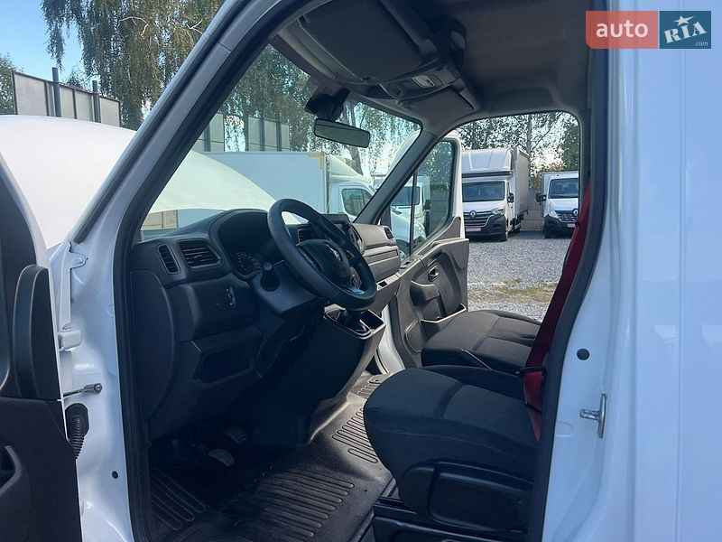 Інші вантажівки Renault Master 2023 в Рівному