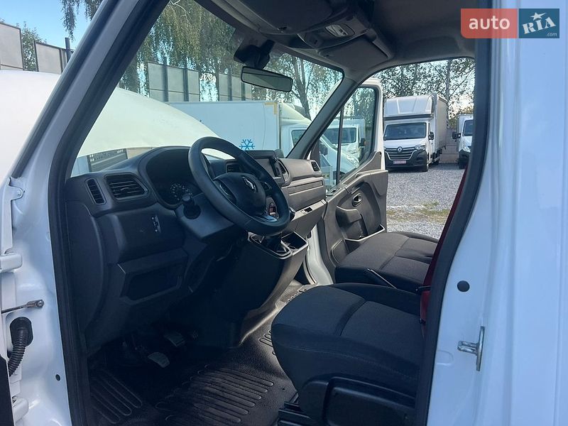Інші вантажівки Renault Master 2023 в Рівному