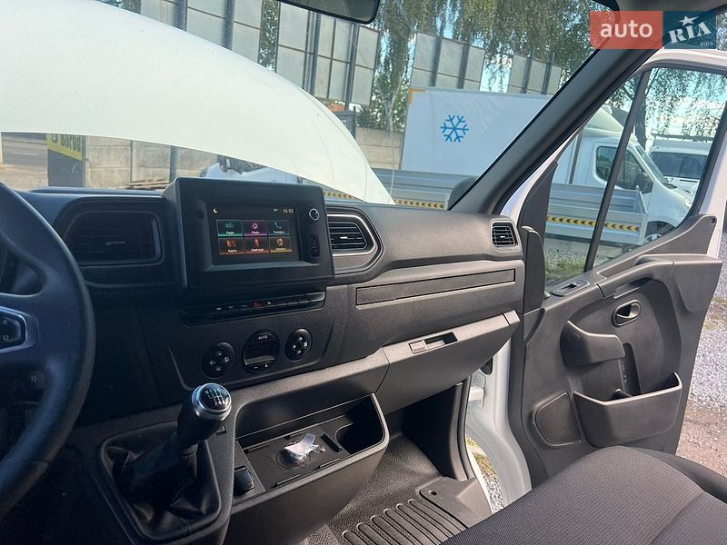 Інші вантажівки Renault Master 2023 в Рівному