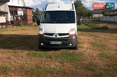 Минивэн Renault Master 2009 в Долине