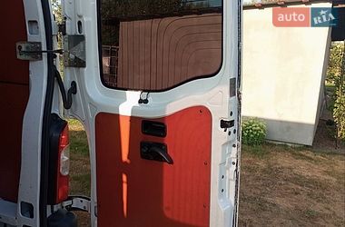 Минивэн Renault Master 2009 в Долине
