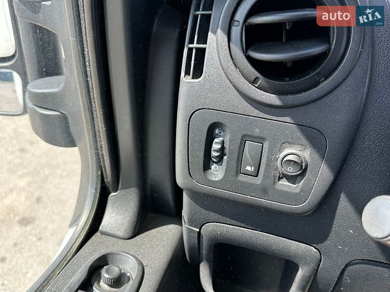 Автовоз Renault Master 2015 в Івано-Франківську