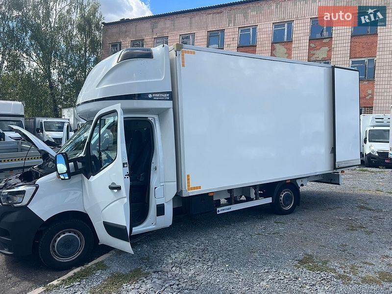 Інші вантажівки Renault Master 2022 в Рівному