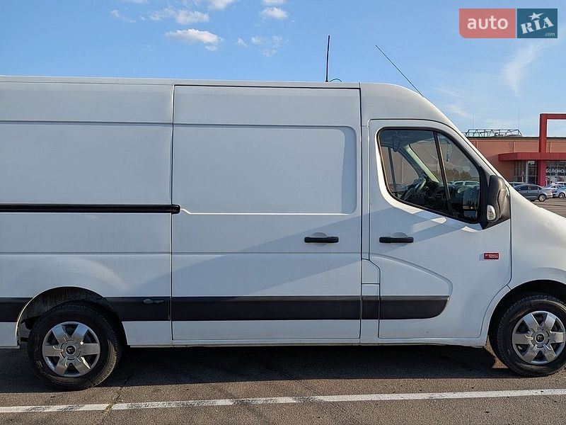 Вантажний фургон Renault Master 2017 в Києві