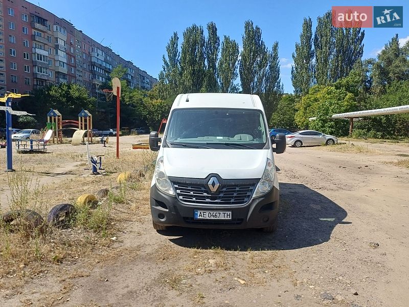 Мінівен Renault Master 2016 в Дніпрі