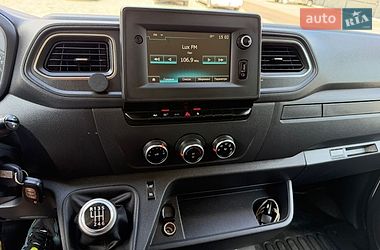 Вантажний фургон Renault Master 2021 в Луцьку