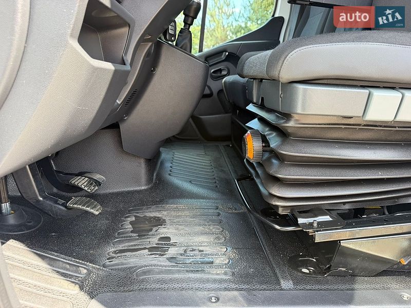 Вантажний фургон Renault Master 2021 в Луцьку