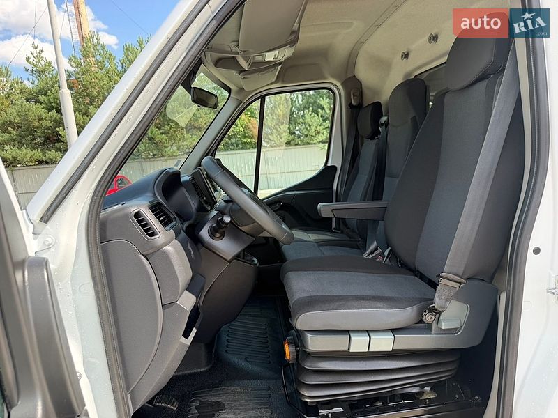 Вантажний фургон Renault Master 2021 в Луцьку