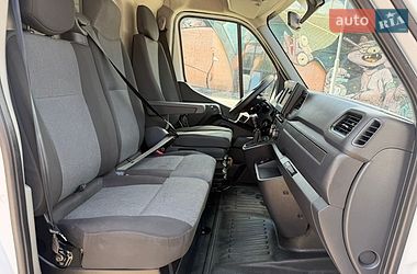 Вантажний фургон Renault Master 2021 в Луцьку