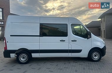 Грузовой фургон Renault Master 2017 в Ровно