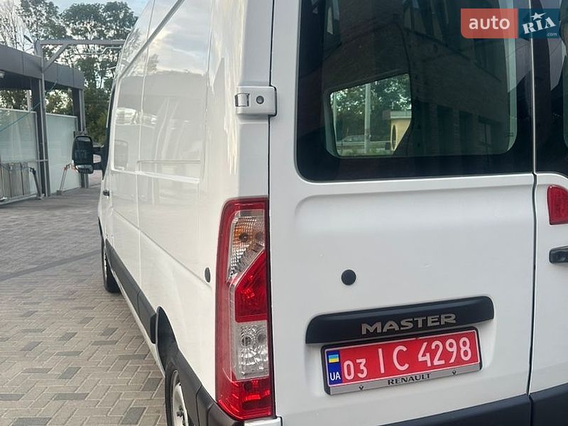 Грузовой фургон Renault Master 2017 в Ровно