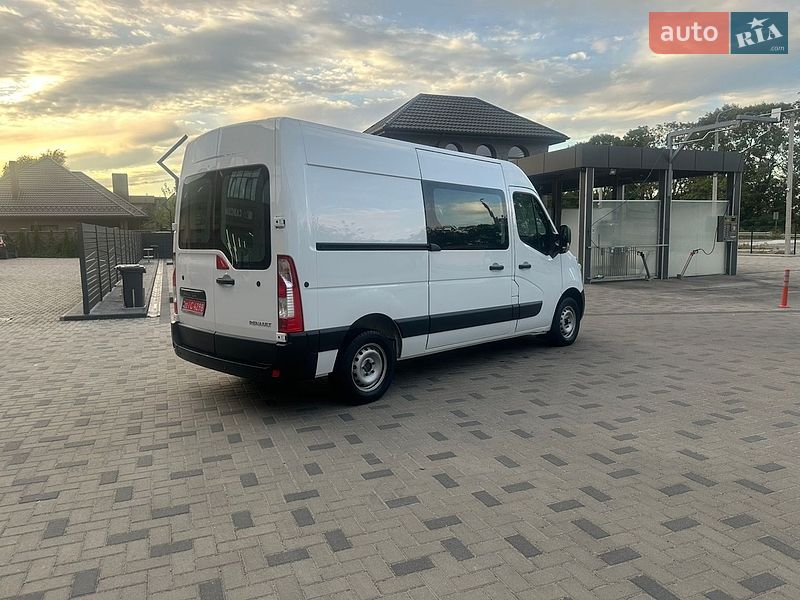Грузовой фургон Renault Master 2017 в Ровно