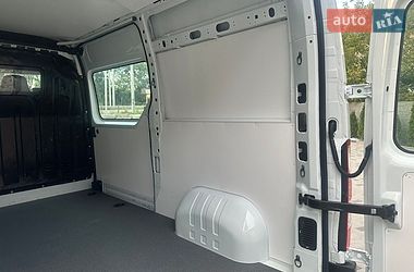 Грузовой фургон Renault Master 2017 в Ровно