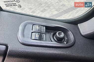 Грузовой фургон Renault Master 2017 в Ровно