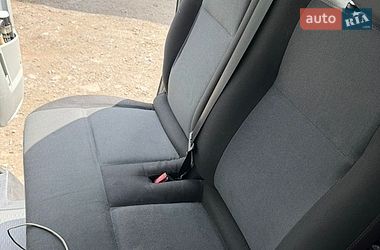 Эвакуатор Renault Master 2007 в Львове фото 16 Эвакуатор Renault Master 2007 в Львове