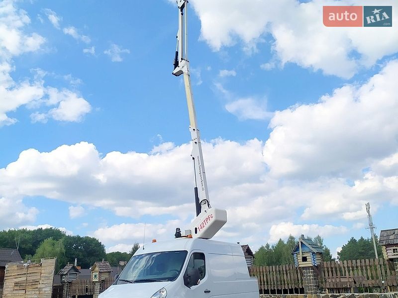 Автовышка Renault Master 2016 в Ровно
