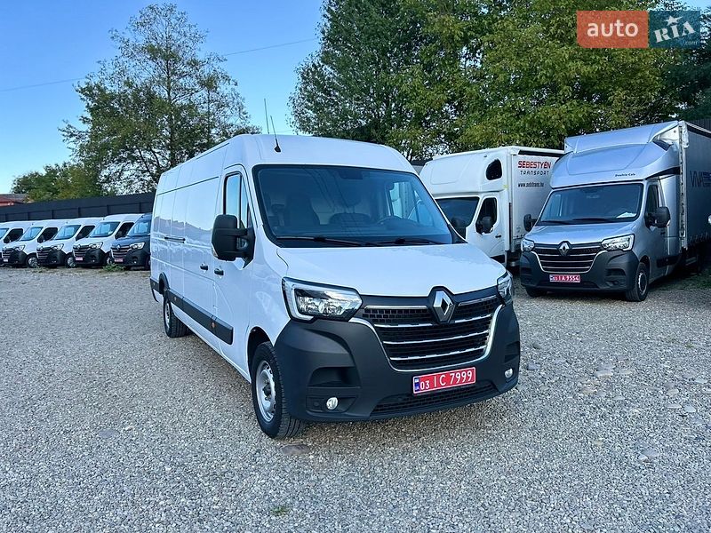 Вантажний фургон Renault Master 2022 в Хусті
