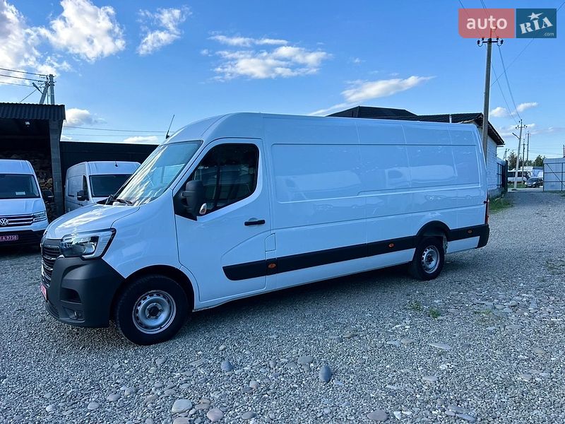 Вантажний фургон Renault Master 2022 в Хусті