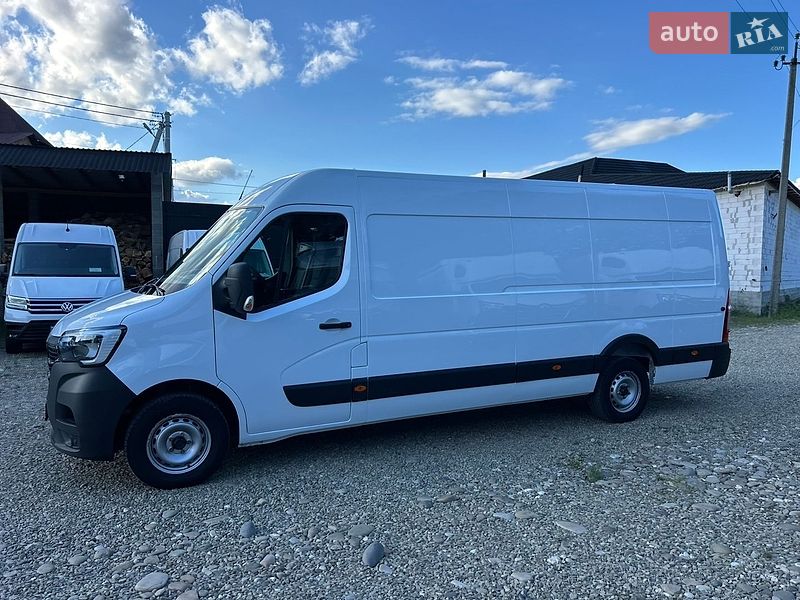 Вантажний фургон Renault Master 2022 в Хусті