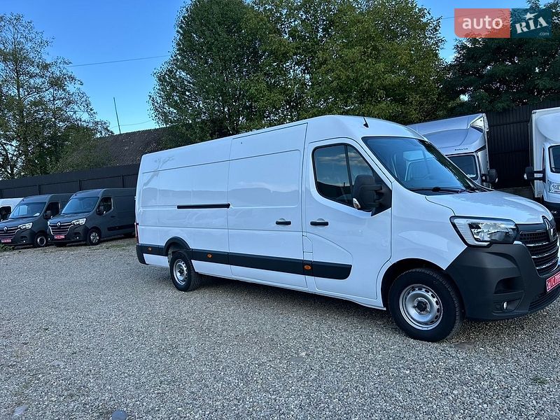 Вантажний фургон Renault Master 2022 в Хусті