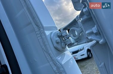 Вантажний фургон Renault Master 2022 в Хусті