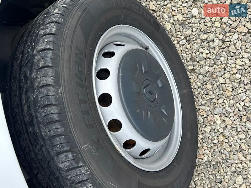 Грузовой фургон Renault Master 2024 в Хусте фото 23 Грузовой фургон Renault Master 2024 в Хусте