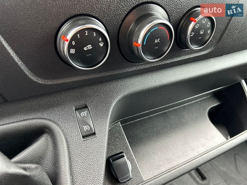 Грузовой фургон Renault Master 2024 в Хусте фото 45 Грузовой фургон Renault Master 2024 в Хусте