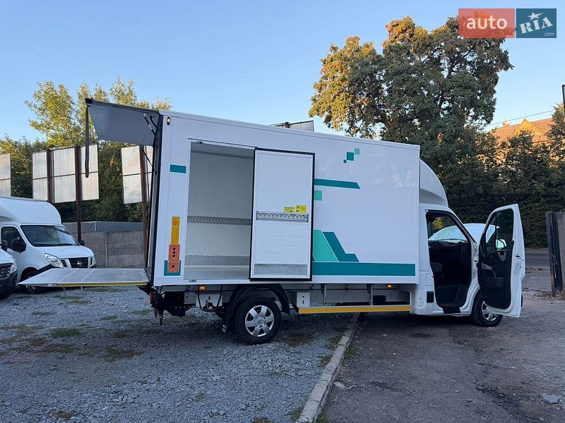 Другие грузовики Renault Master 2018 в Ровно