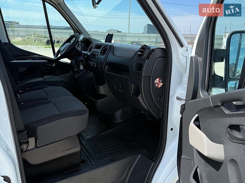 Самосвал Renault Master 2018 в Львове