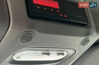 Евакуатор Renault Master 2017 в Рівному