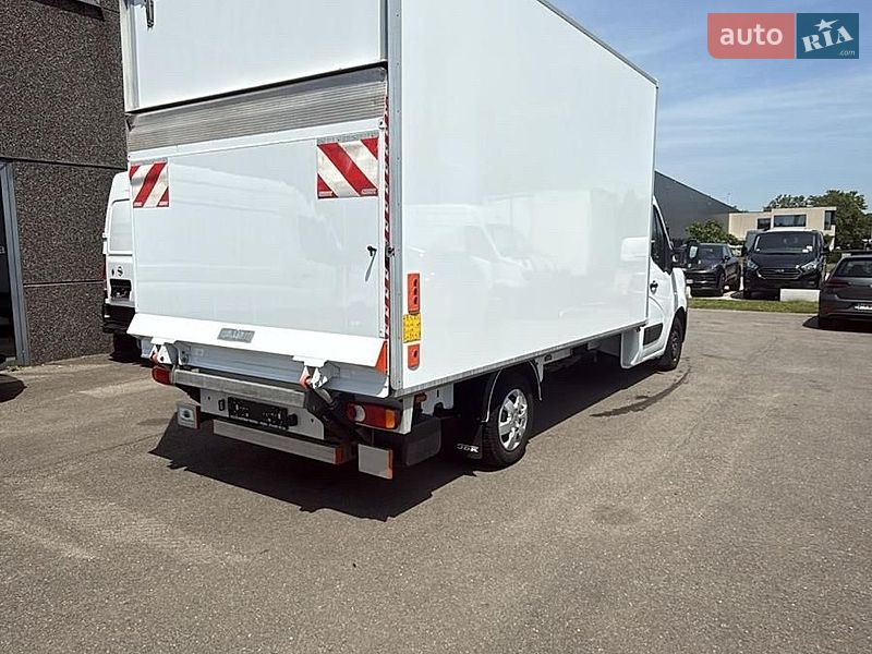Грузовой фургон Renault Master 2023 в Луцке