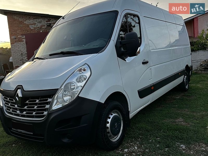 Вантажний фургон Renault Master 2016 в Могилів-Подільському