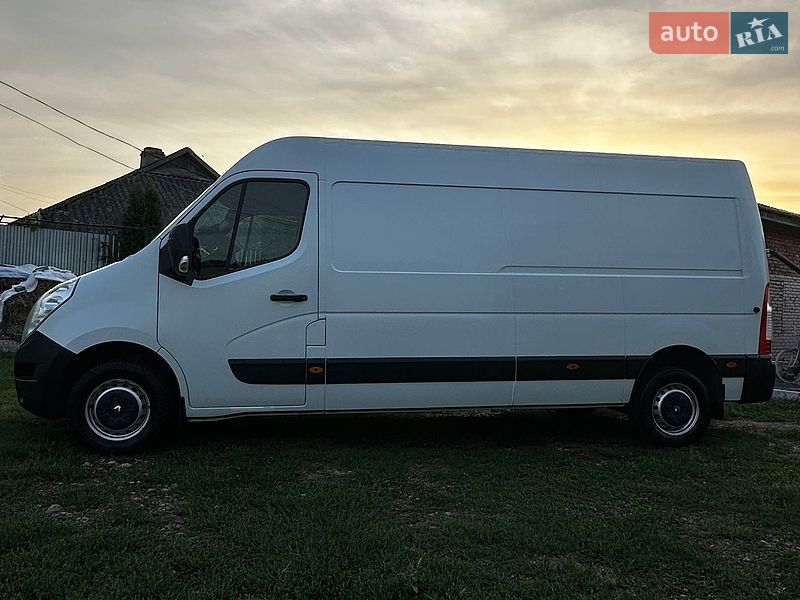 Вантажний фургон Renault Master 2016 в Могилів-Подільському