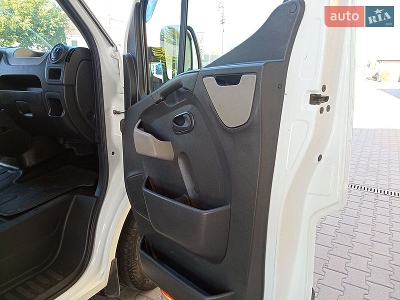 Грузовой фургон Renault Master 2013 в Житомире