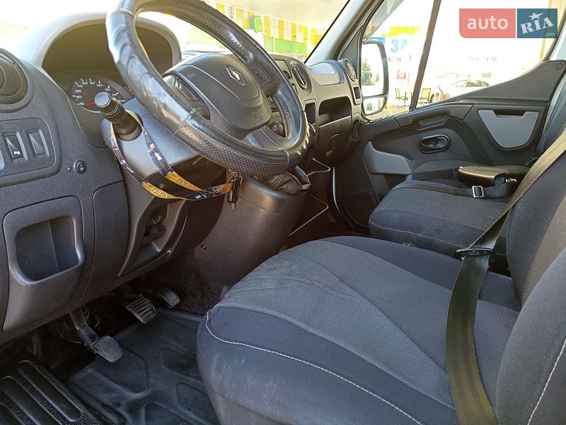 Грузовой фургон Renault Master 2013 в Житомире