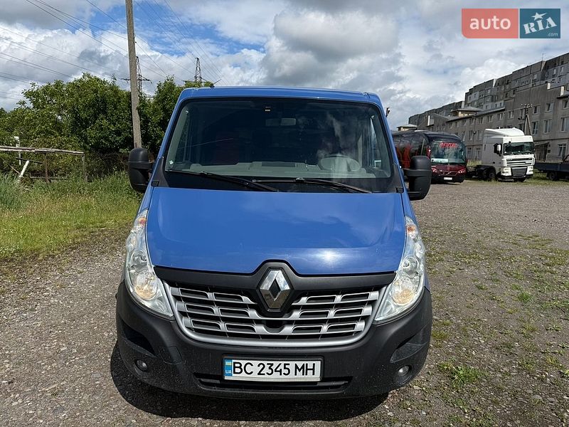 Евакуатор Renault Master 2016 в Львові