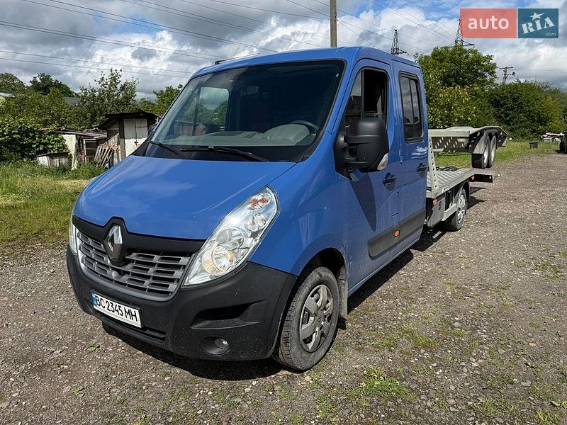 Евакуатор Renault Master 2016 в Львові