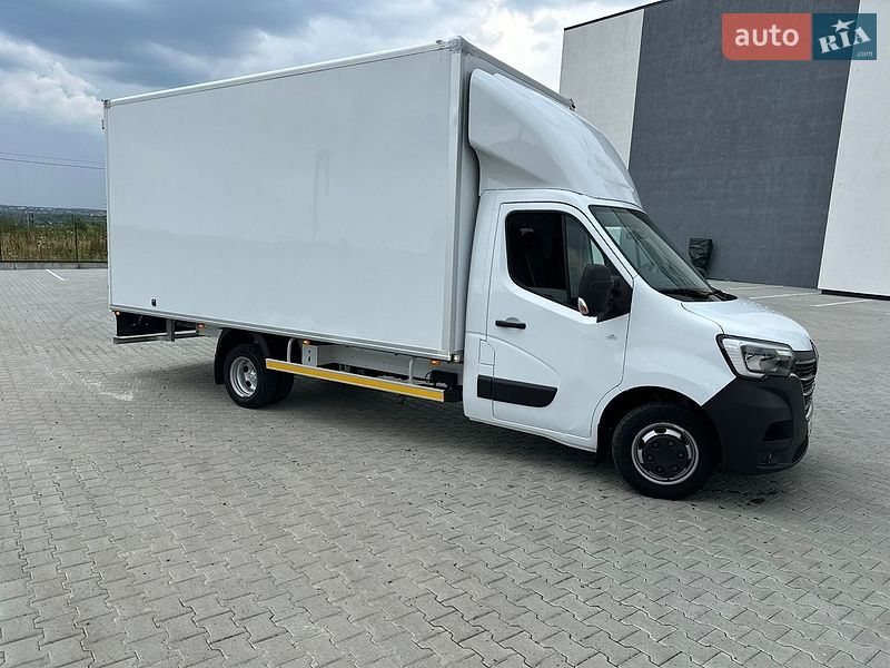 Грузовой фургон Renault Master 2022 в Львове