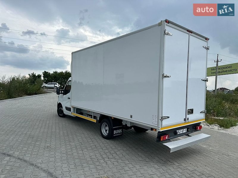 Грузовой фургон Renault Master 2022 в Львове
