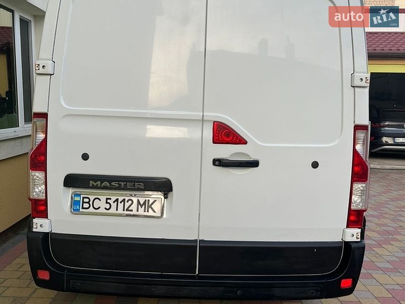 Грузовой фургон Renault Master 2016 в Жовкве