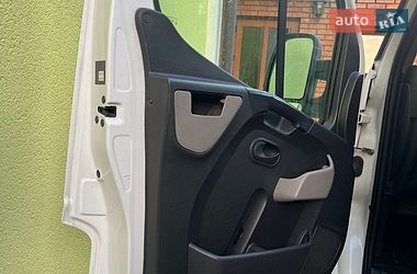 Грузовой фургон Renault Master 2016 в Жовкве