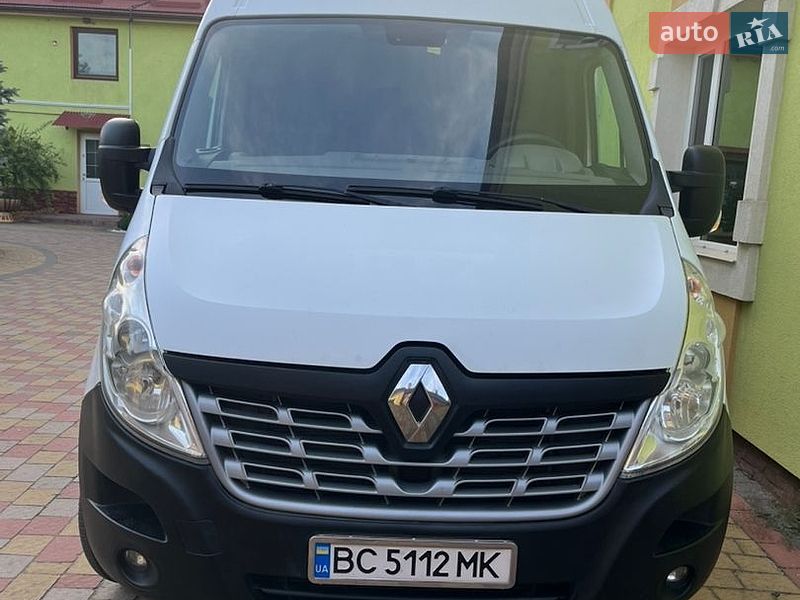 Грузовой фургон Renault Master 2016 в Жовкве