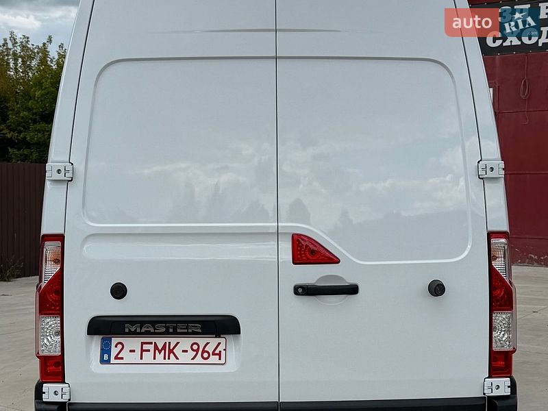 Вантажний фургон Renault Master 2023 в Млиніві